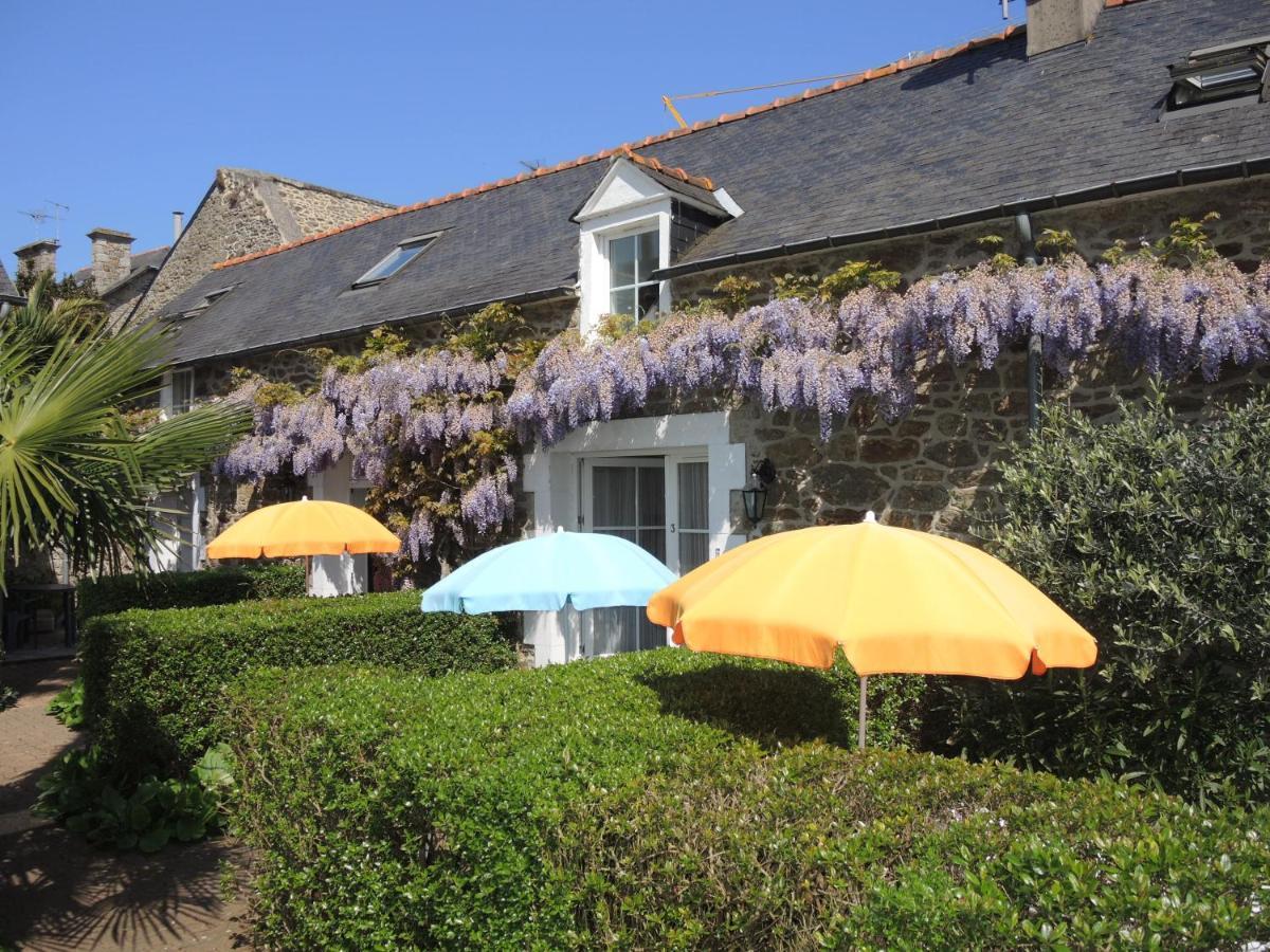 Clos De La Fontaine Dinard Exterior foto