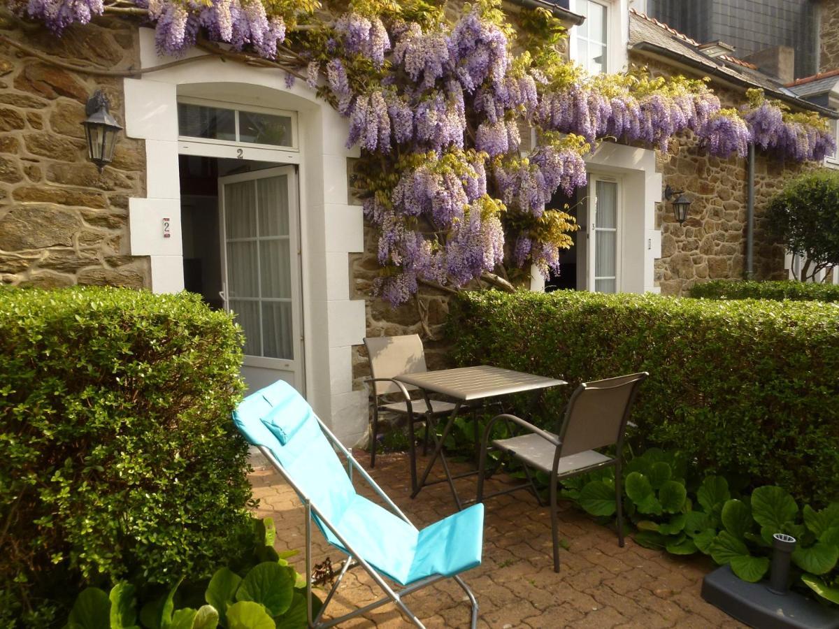 Clos De La Fontaine Dinard Exterior foto